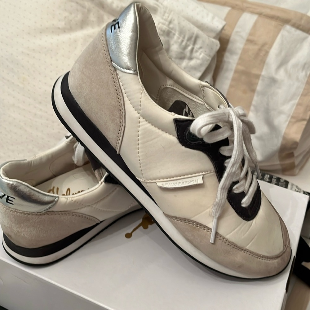 Sam Edelman Sneakers